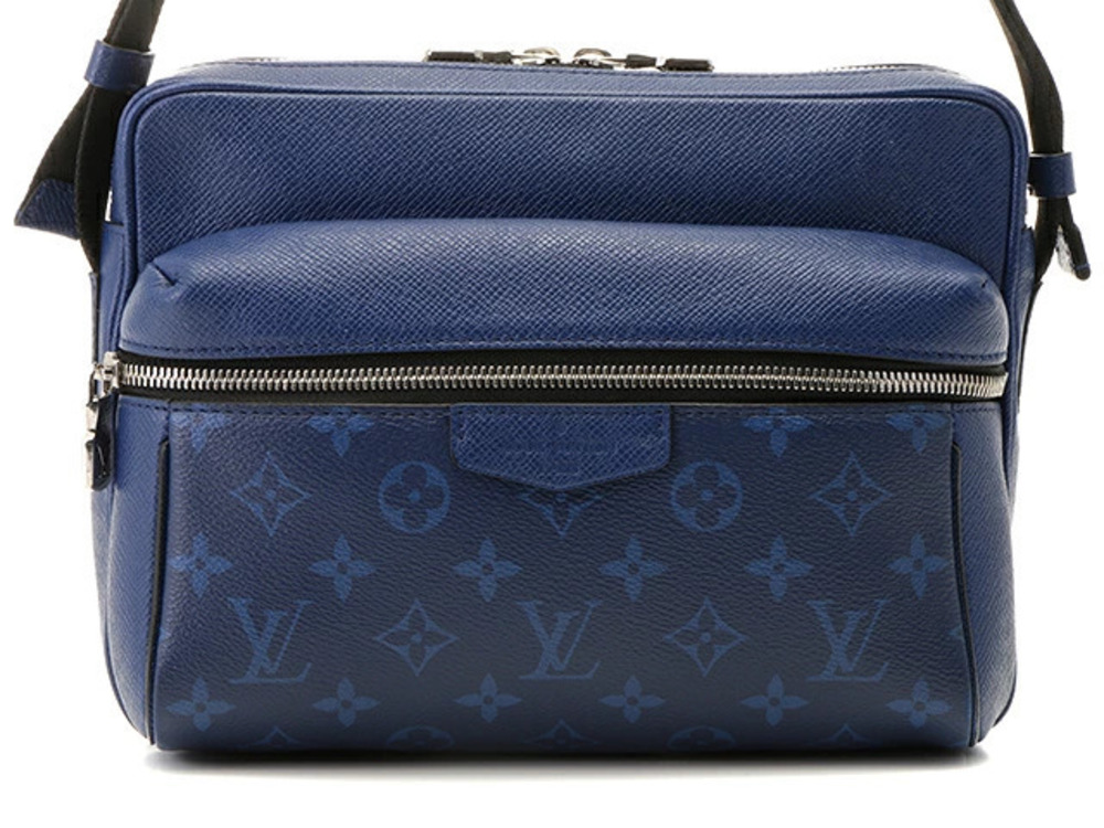 LOUIS VUITTON Outdoor Messenger Taigarama Cobalt Blue Shoulder Bag